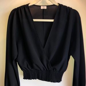 ARITZIA Wilfred black blouse top